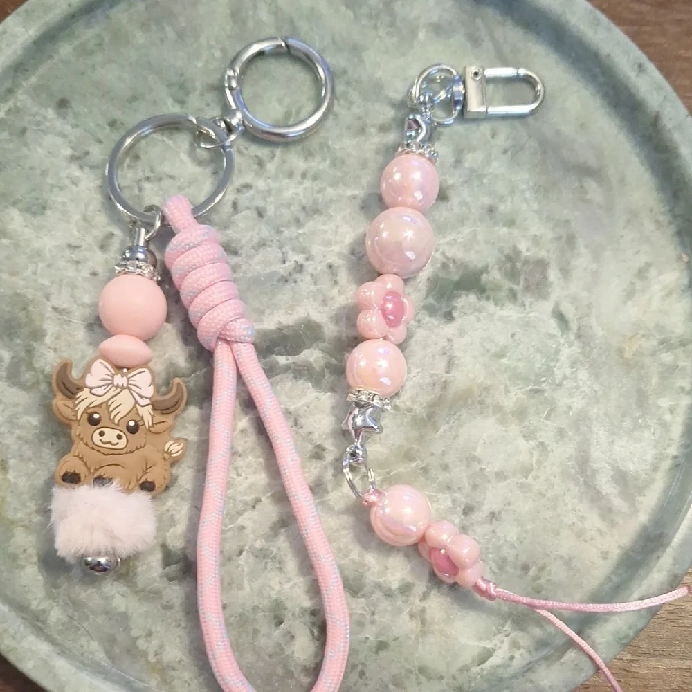Adorable Pink Beaded Bag Charms Keychains